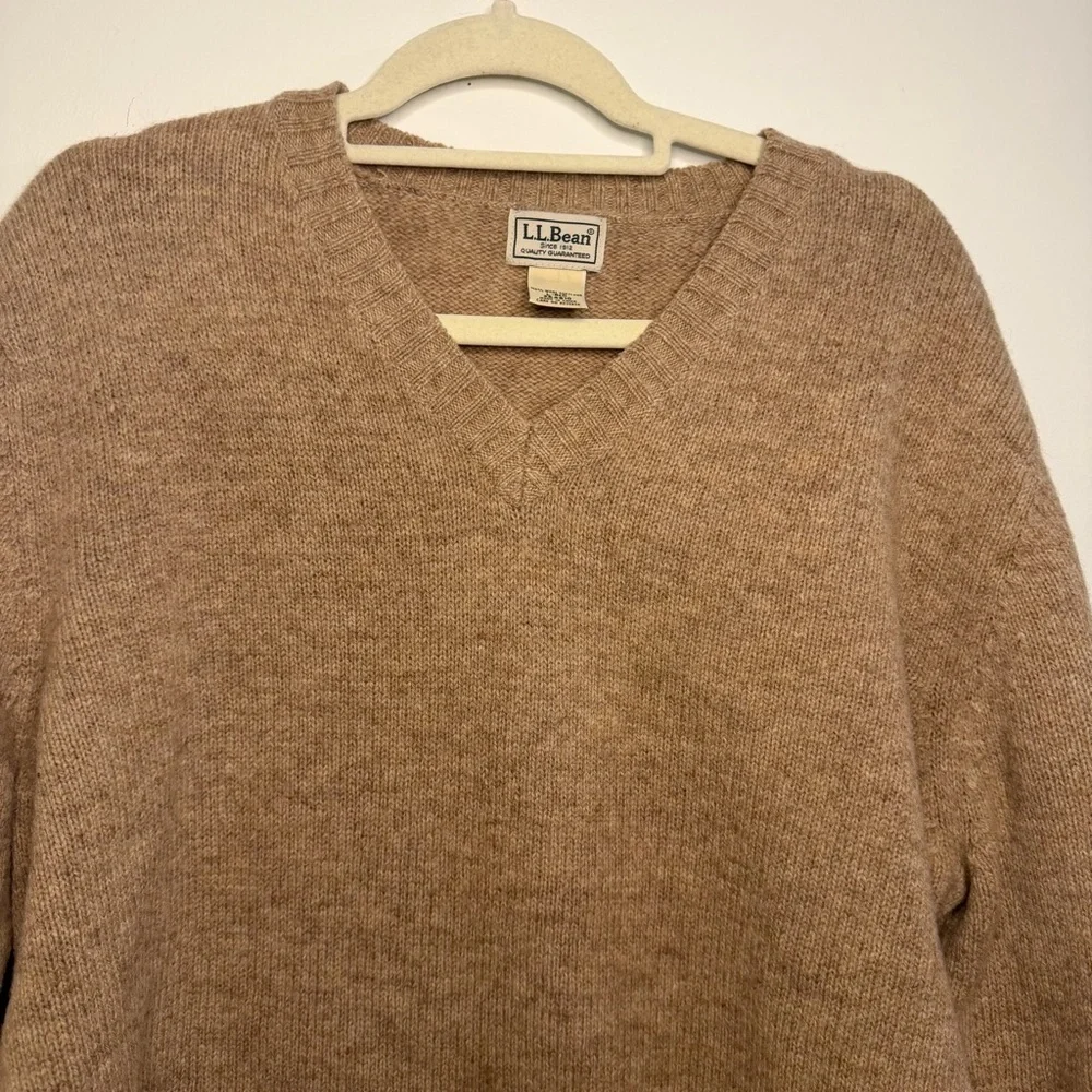 L.L. Bean Men's Vintage Shetland Wool Tan Sweater - Large -Natural Fiber Classic